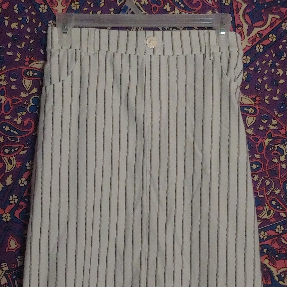 White striped pencil skirt